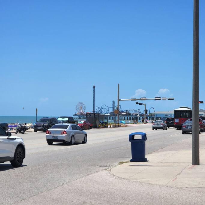 18Th Street - Galveston Seawall Close To Attractions! Remodeled! Villa Exterior foto